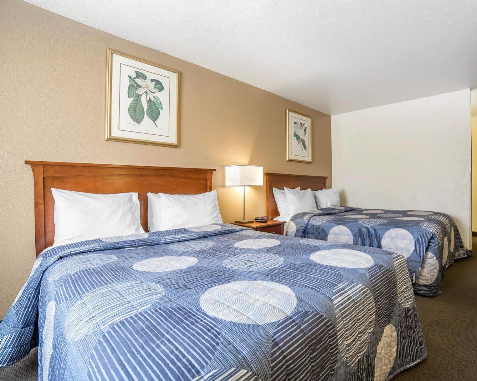 Inn Quality Downtown 2*